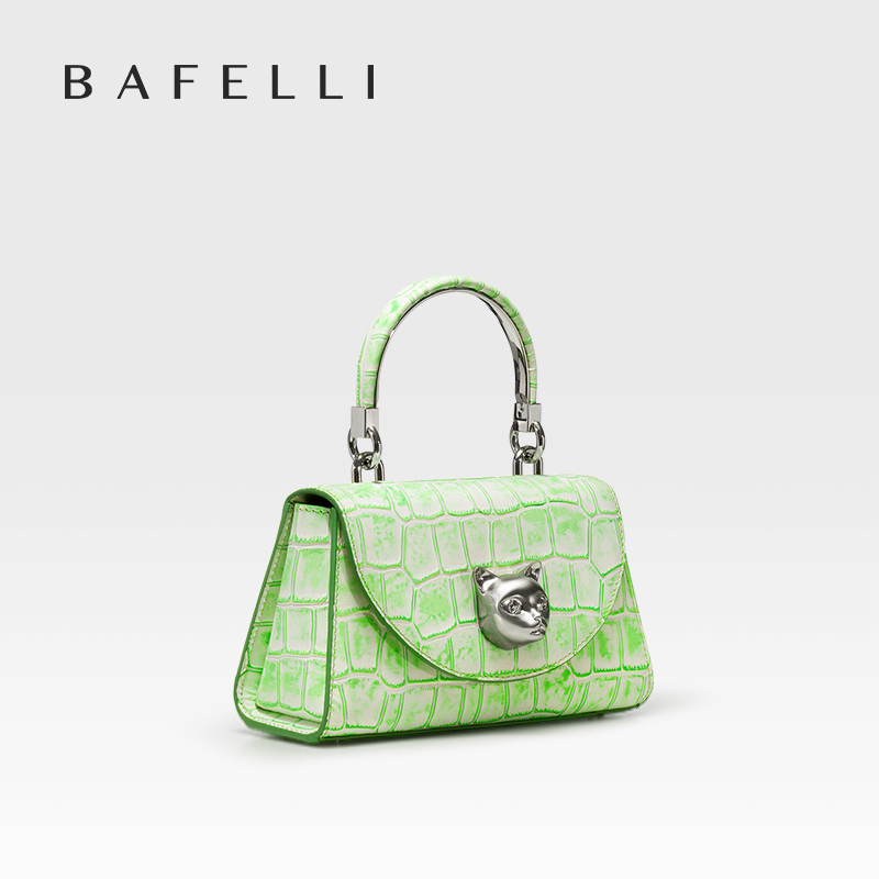 BAFELLI 2026 WOMEN'S NEW BAG O - Doctor Bag Leather review and price